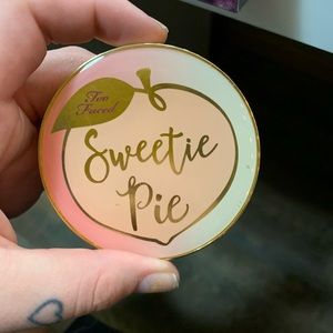 Too Faced Sweetie Pie Bronzer 🍑